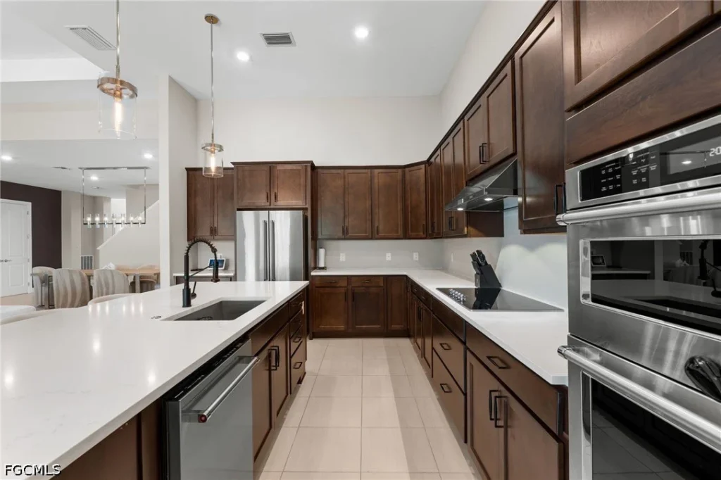 17551 Elkgrove Lane Estero FL photo 6