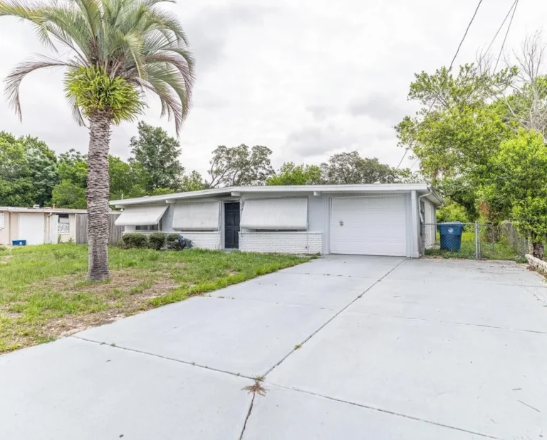 4050 Arrowhead Ave, Spring Hill FL