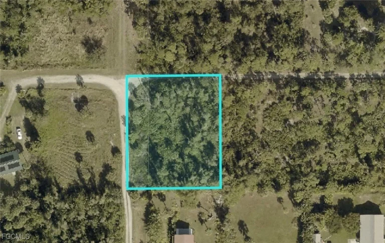 7125 Coccoloba Way, Bokeelia FL