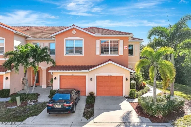 10150 Via Colomba Cir, Fort Myers, FL 33966 sold by John Colin & Co.